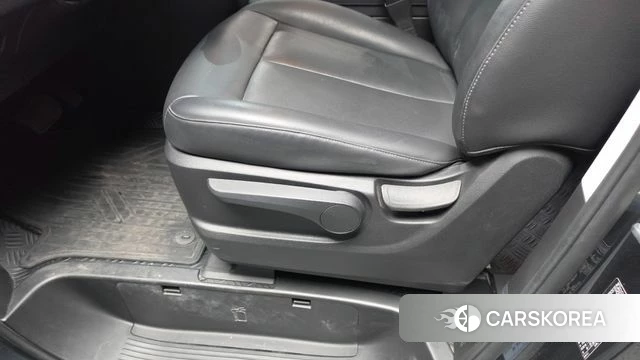 Hyundai Staria id 4950167 из Кореи 24