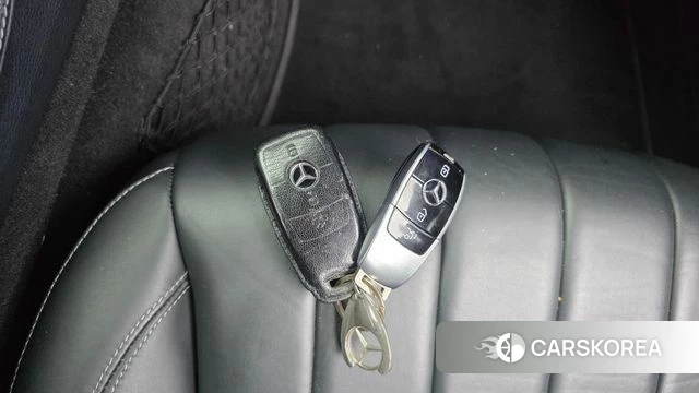 Mercedes-Benz E-Class W213 id 4931127 из Кореи 24