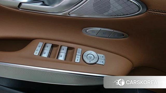 Genesis GV70 id 5002573 из Кореи 24