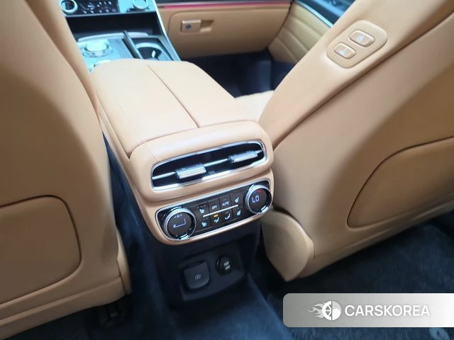 Genesis GV80 id 4975661 из Кореи 24