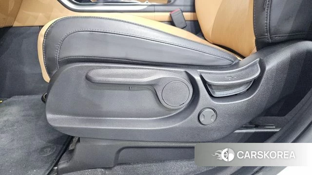 Kia Carnival 4th generation id 4899471 из Кореи 24