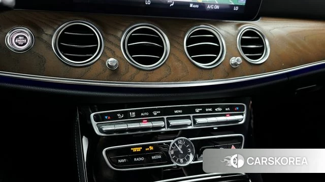 Mercedes-Benz E-Class W213 id 4930571 из Кореи 24
