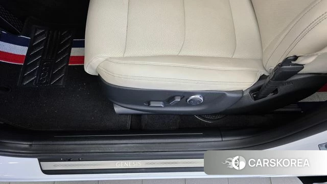 Genesis GV70 id 5027835 из Кореи 24
