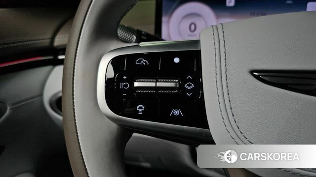 Genesis GV70 id 4928010 из Кореи 24