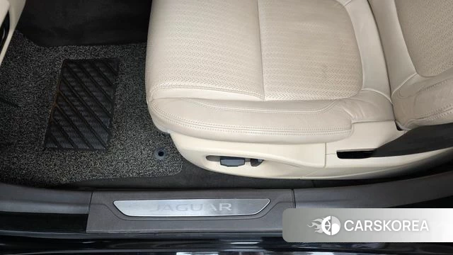 Jaguar XF (X260) id 5013933 из Кореи 24
