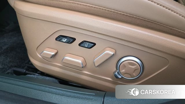 Hyundai Grandeur Hybrid (GN7) id 5001789 из Кореи 24
