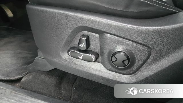 Ssangyong The New Rexton Sport id 5016068 из Кореи 24