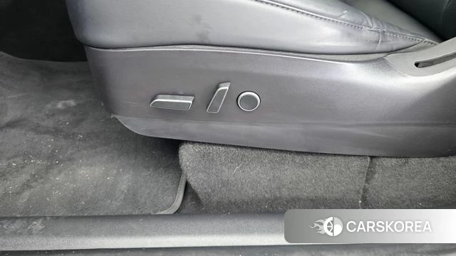 Tesla Model Y id 4721364 из Кореи 24