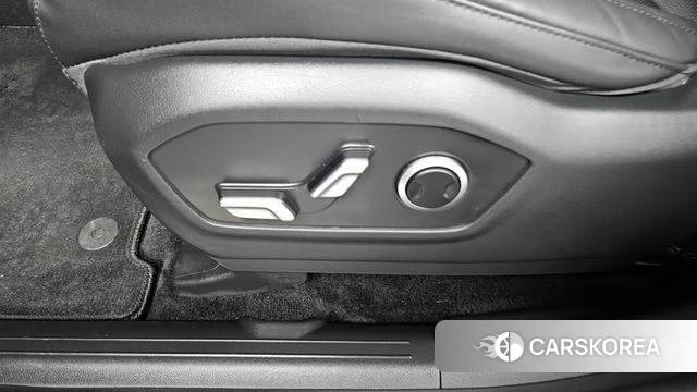 Hyundai Santa Fe (MX5) id 4957966 из Кореи 24