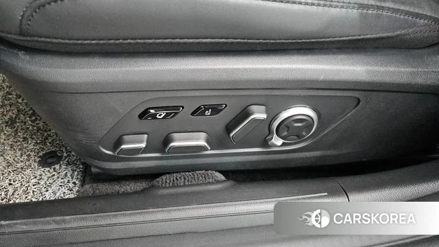 Hyundai Grandeur (GN7) id 5039733 из Кореи 24