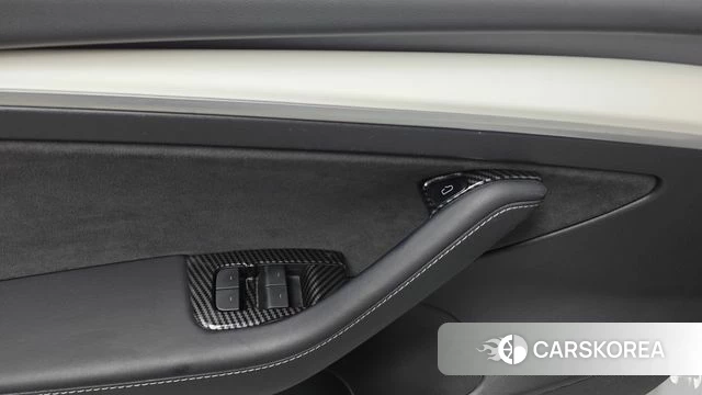 Tesla Model 3 id 4769564 из Кореи 24