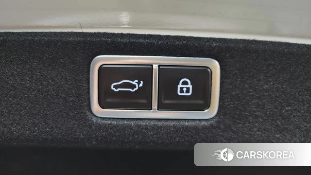 Hyundai Grandeur Hybrid (GN7) id 4783181 из Кореи 24