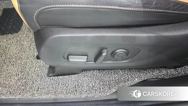 Kia Carnival 4th generation id 5018150 из Кореи 24