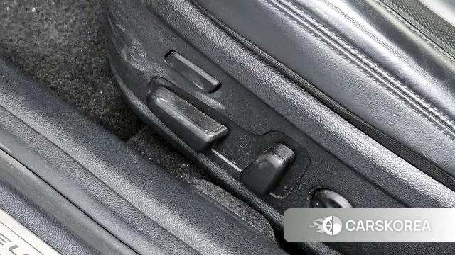 Hyundai The New Grandeur IG id 4245422 из Кореи 24
