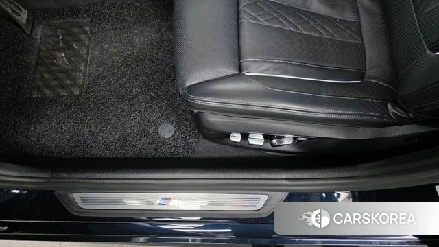 BMW 5 Series (G30) id 5002216 из Кореи 24