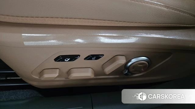 Hyundai Grandeur Hybrid (GN7) id 4995332 из Кореи 24