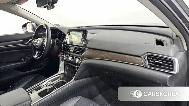 Honda Accord 10th Generation id 5035755 из Кореи 24