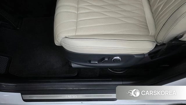 Genesis GV70 id 4965225 из Кореи 24