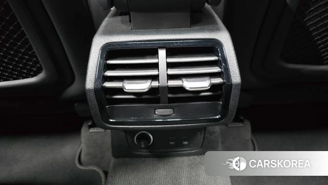 Audi Q3 (F3) id 5021978 из Кореи 24