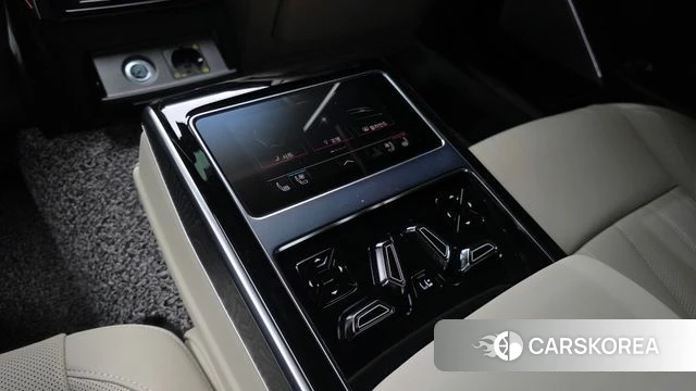 Audi A8 (D5) id 4935152 из Кореи 24