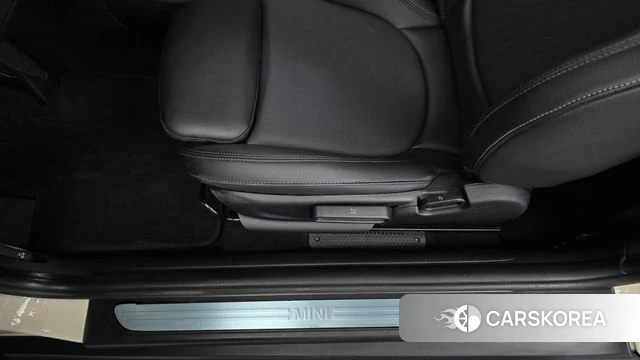 Mini Cooper id 4982683 из Кореи 24