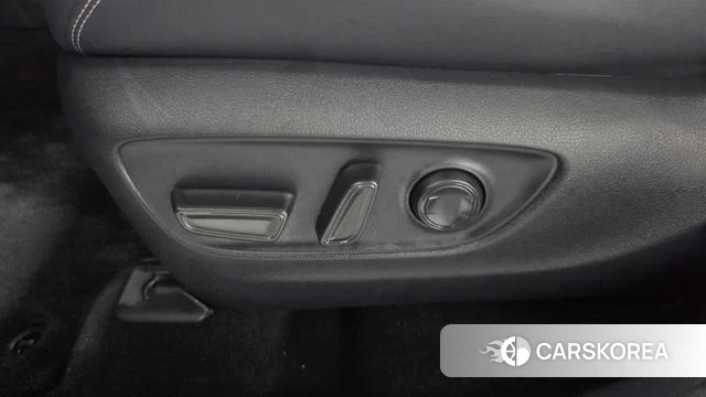 Toyota RAV4 5th Generation id 5001857 из Кореи 24