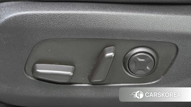 Kia Carnival 4th generation id 4981505 из Кореи 24