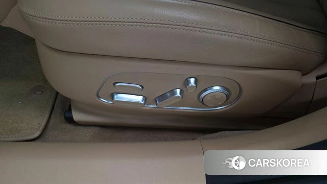 Genesis G90 (RS4) id 4941719 из Кореи 24