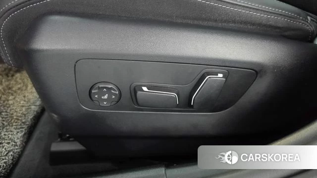 BMW 5 Series (G60) id 5046048 из Кореи 24