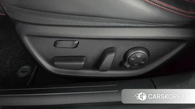 Genesis The New G70 id 4977170 из Кореи 24