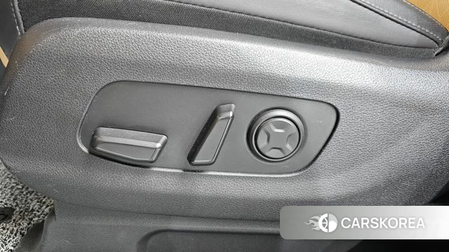 Kia Carnival 4th generation id 4730393 из Кореи 24