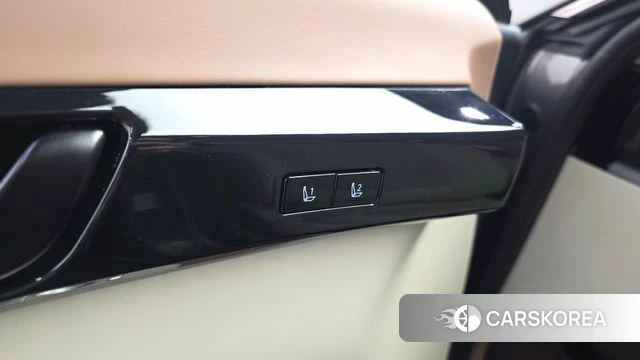 Hyundai Grandeur (GN7) id 5027260 из Кореи 24
