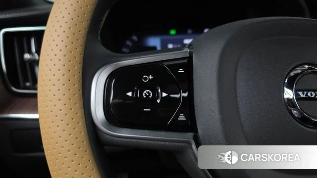 Volvo XC60 second Generation id 4990398 из Кореи 24