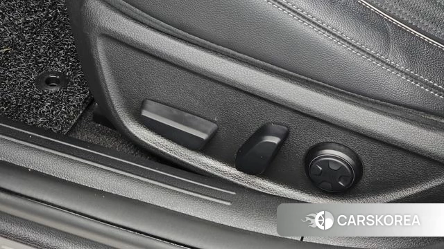 Genesis The New G70 id 4930018 из Кореи 24