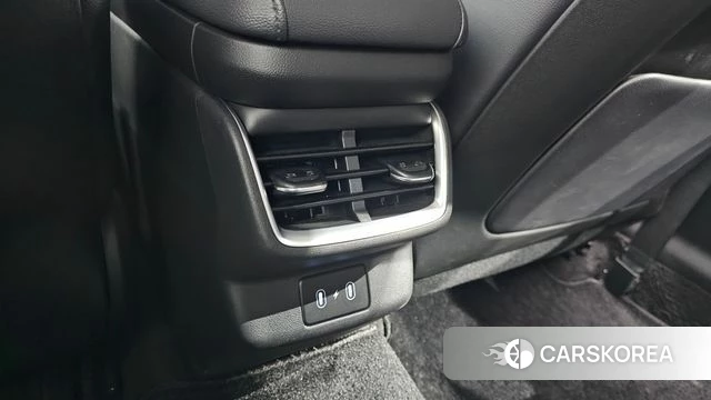 Hyundai Grandeur (GN7) id 5020892 из Кореи 24