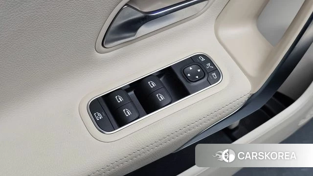 Mercedes-Benz A-Class W177 id 4974904 из Кореи 24