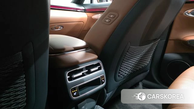 Genesis GV70 id 4995454 из Кореи 24