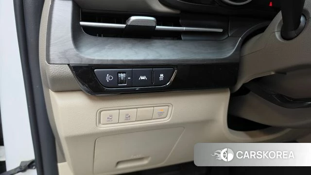 Kia Carnival 4th generation id 5040186 из Кореи 24