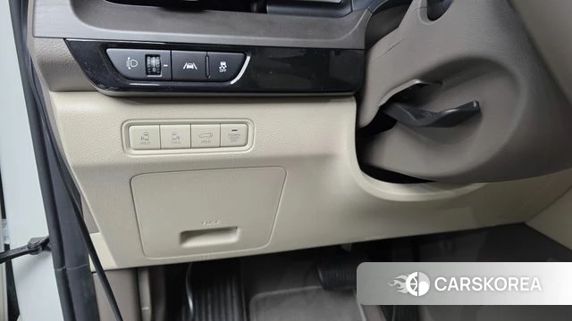 Kia Carnival 4th generation id 4959326 из Кореи 24