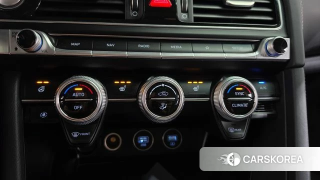 Genesis The New G70 id 4997394 из Кореи 24
