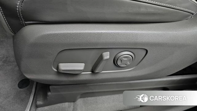Kia Carnival 4th generation id 5013142 из Кореи 24