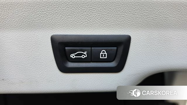 BMW 6 Series GT (G32) id 5028511 из Кореи 24