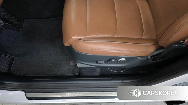 Genesis GV70 id 4987334 из Кореи 24