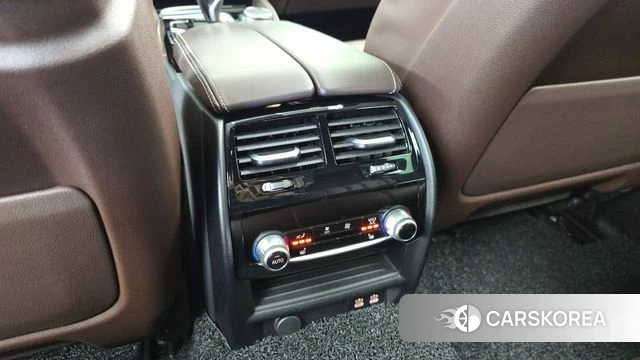 BMW 5 Series (G30) id 5021910 из Кореи 24