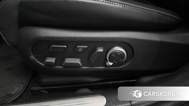 Genesis GV60 id 5027642 из Кореи 24