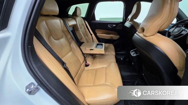 Volvo XC60 second Generation id 5013794 из Кореи 24