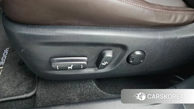 Lexus CT200h id 5018834 из Кореи 24