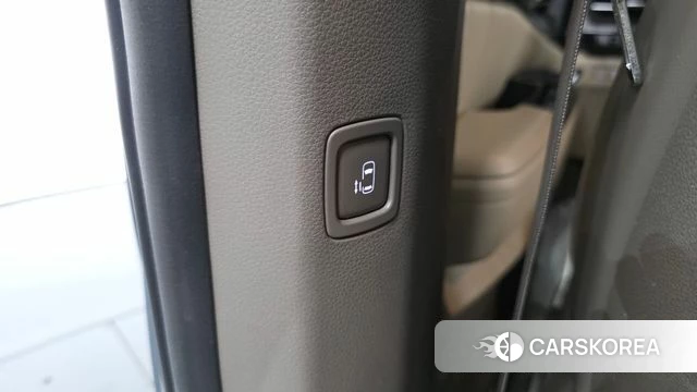 Kia Carnival 4th generation id 5018091 из Кореи 24