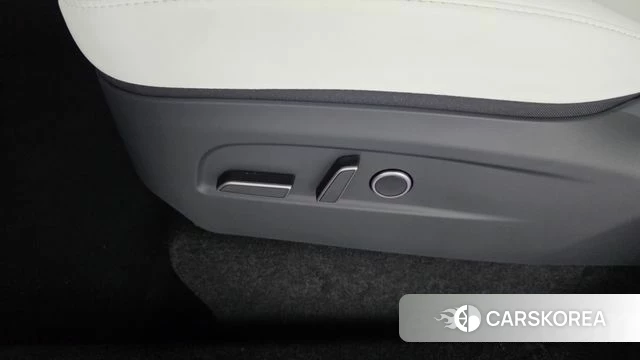 Tesla Model Y id 4853470 из Кореи 24