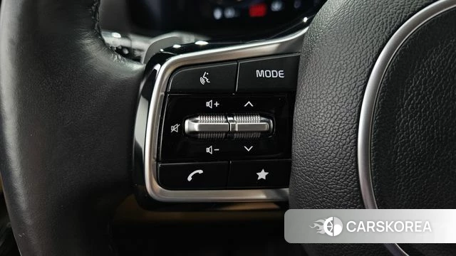 Kia Carnival 4th generation id 4996557 из Кореи 24